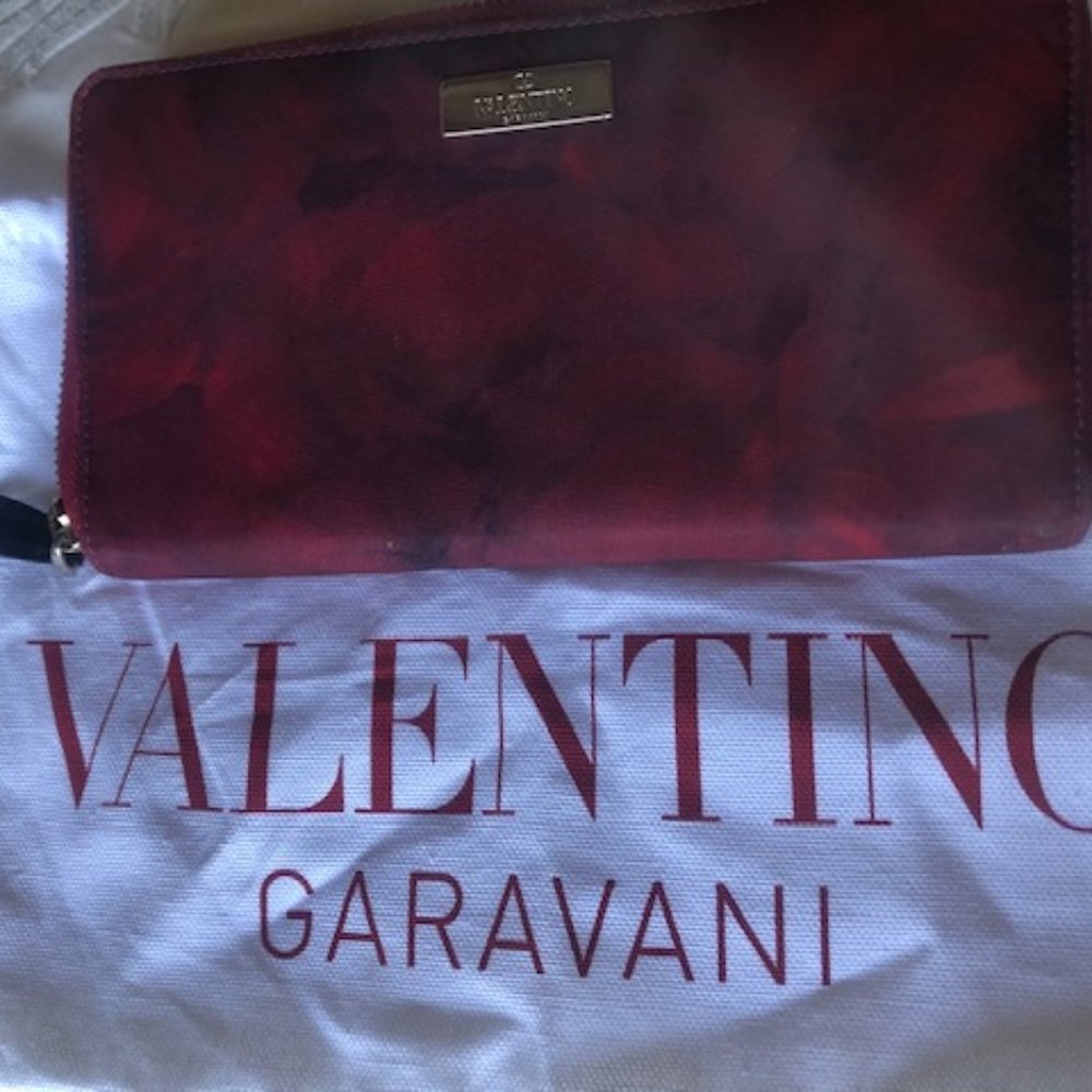 COLLECTIBLE VALENTINO GARAVANI RED ROSES NYLON LONG WALLET BLACK LEATHER LINED